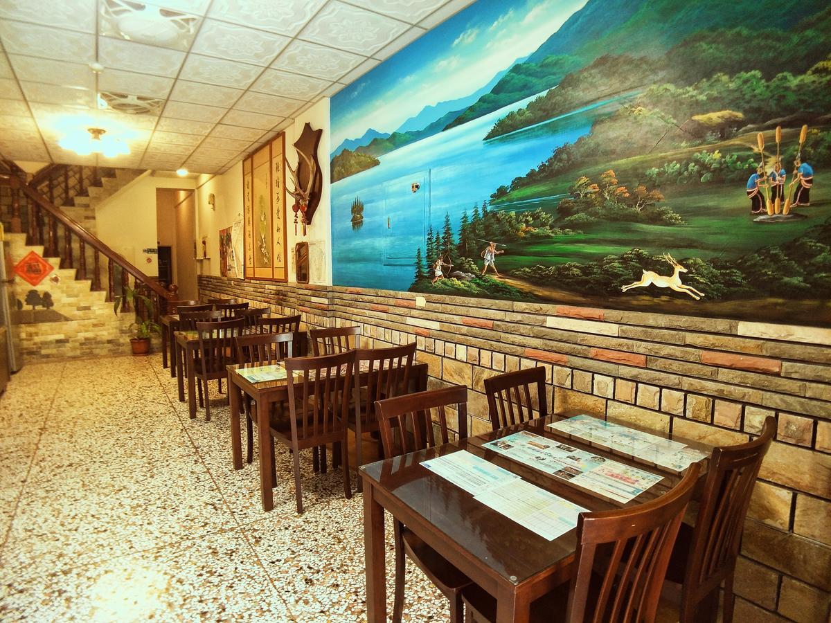 Sun Moon Lake Fisherman Homestay Юйчи Экстерьер фото